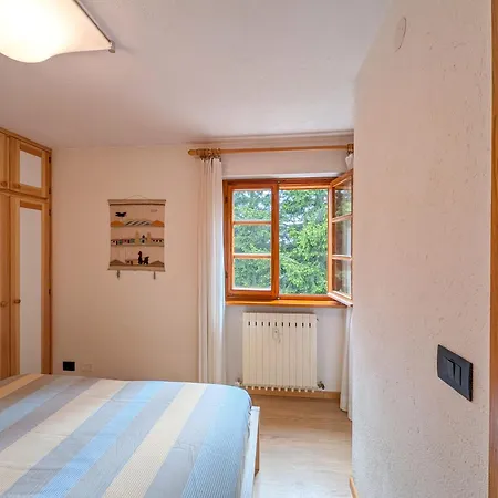 Apartment B & J *