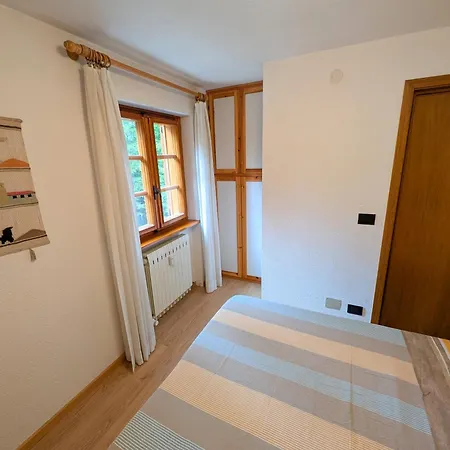 B & J Apartment *
